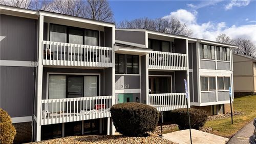apt-a11-323 Ridge Point Cir, Bridgeville, PA, 15017-1565 | Card Image