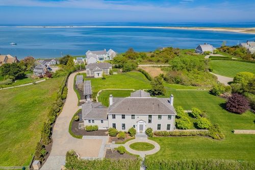 108 Shore Rd, Chatham, MA, 02633-2357 | Card Image