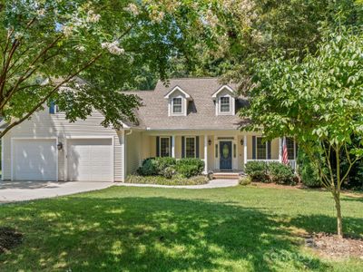 3567 Lake Bluff Drive, House other with 3 bedrooms, 2 bathrooms and null parking in Sherrills Ford NC | Image 2