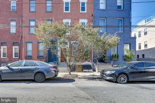 876 N 19th St, Philadelphia, PA, 19130-2022 | Card Image