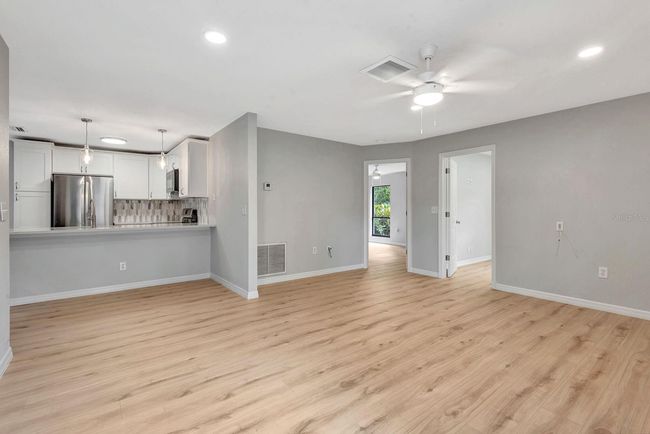 5192 Cedar Hammock Ln, House other with 3 bedrooms, 2 bathrooms and null parking in SARASOTA FL | Image 19