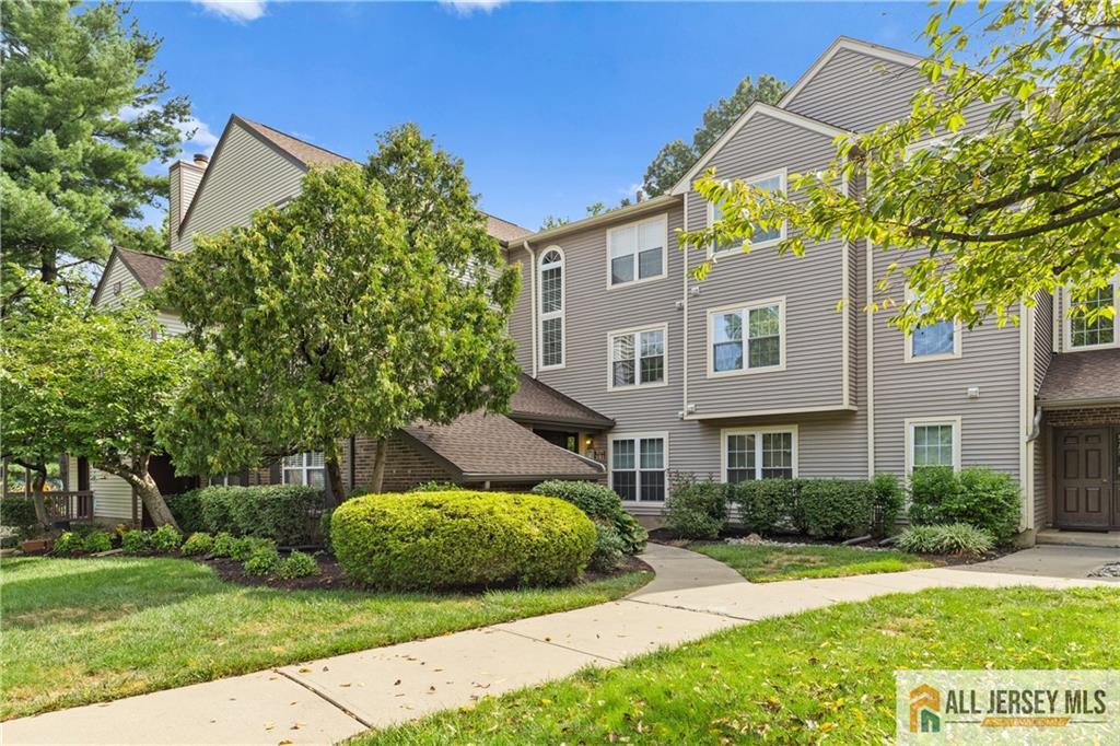 Beech Ct, Monmouth Junction, NJ 08852
