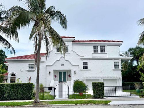 233 Pershing Way, West Palm Beach, FL, 33401-8035 | Card Image