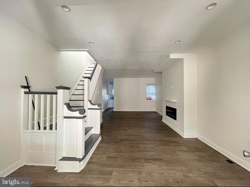 5941 Chester Ave, PHILADELPHIA, PA, 19143-5517 | Card Image