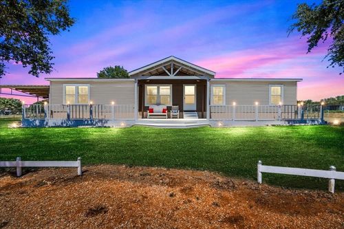 291 Parkfield Dr, Pleasanton, TX, 78064-6828 | Card Image