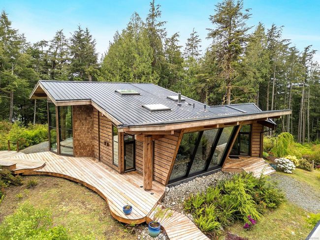 0 Neilson Island, House other with 4 bedrooms, 3 bathrooms and null parking in Tofino BC | Image 7