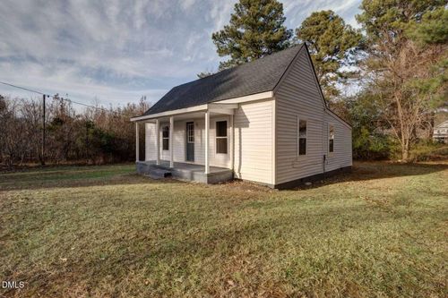 401 Prince Dr, Holly Springs, NC, 27540-8866 | Card Image