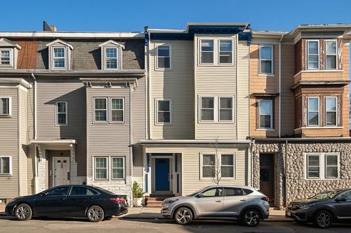 197 Lexington St, Boston, MA, 02128 | Card Image