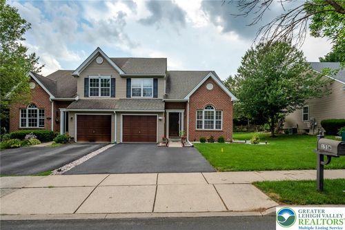 1536 Cambridge Dr, Macungie, PA, 18062-8746 | Card Image