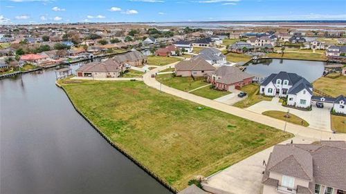 464 San Cristobal Ct, Slidell, LA, 70458-8866 | Card Image