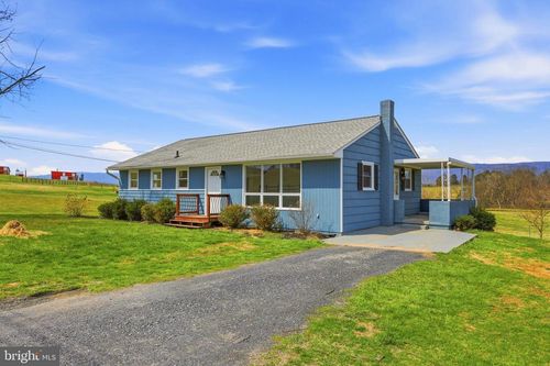 856 Leaksville Rd, LURAY, VA, 22835-5201 | Card Image