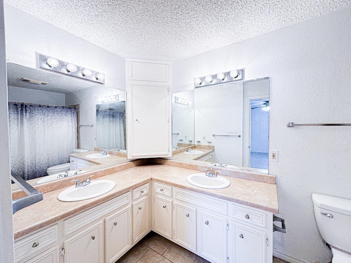 Residential Lease in Horseshoe Bay 4