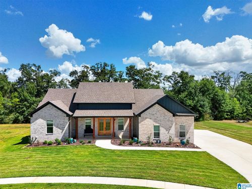 105 Crest Loop Rd, CLANTON, AL, 35045-8371 | Card Image