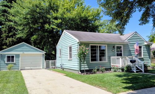 216 2nd St, Sturgis, MI, 49091-1350 | Card Image