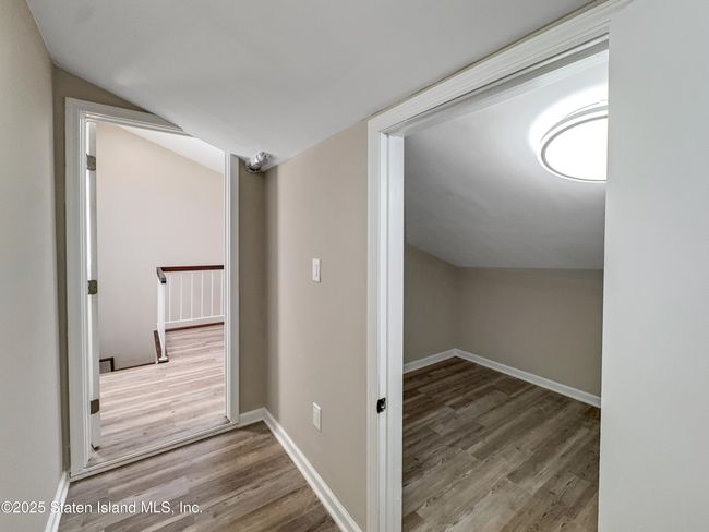 81 Selvin Loop | Image 22