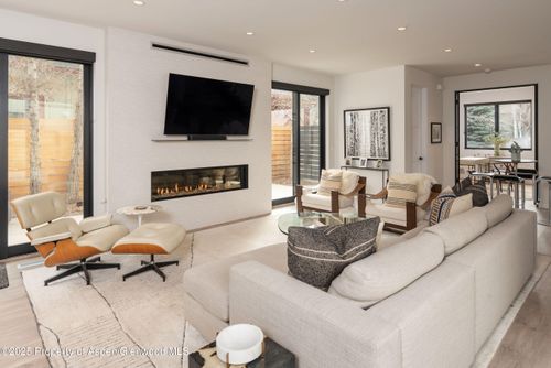 219 Juniper Ct, Basalt, CO, 81621-8502 | Card Image