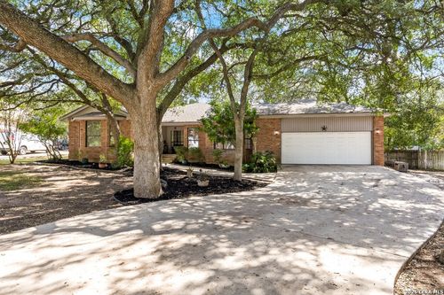20008 Hickory Bnd, Garden Ridge, TX, 78266-2538 | Card Image