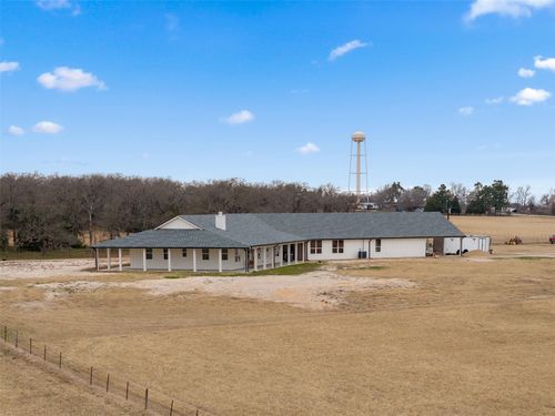 2300 Fm 2095, Cameron, TX, 76520-5472 | Card Image