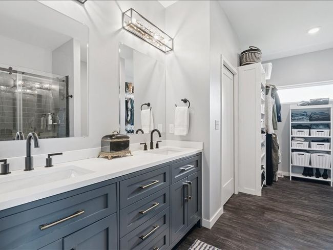 5112 Scenic View Ct Sw, House other with 5 bedrooms, 3 bathrooms and null parking in Cedar Rapids IA | Image 24