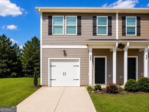 432 Oakwood Dr Nw, Milledgeville, GA, 31061-6692 | Card Image