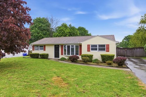 97 Treetop Ave, Springfield, MA, 01118 | Card Image