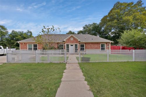 2410 Carletta St, Dallas, TX, 75253-4705 | Card Image