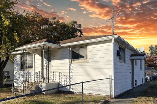 303 E Lake St, Knox, IN, 46534 | Card Image