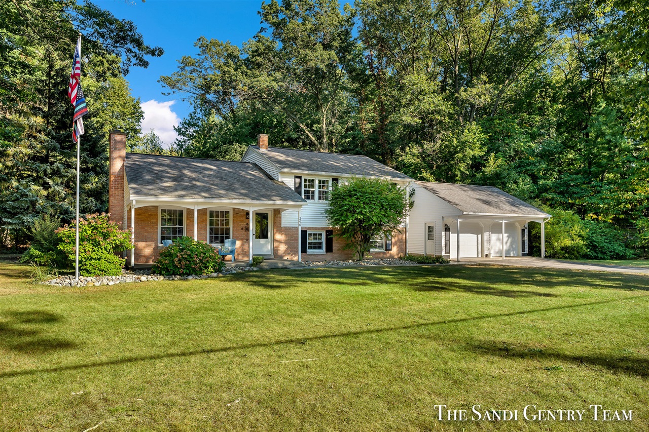2nd Ave, Fruitport, MI 49415