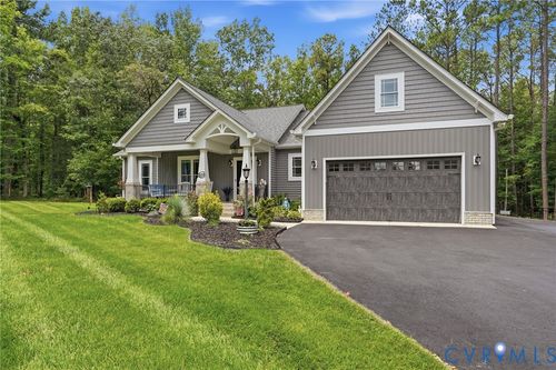 8800 Turkey Run Dr, Dinwiddie, VA, 23841-2177 | Card Image