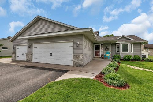 525 Walnut St, Rockville, MN, 56320-1000 | Card Image