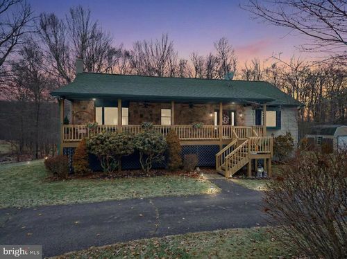 134 Split Rock Rd, Newfoundland, PA, 18445-2132 | Card Image