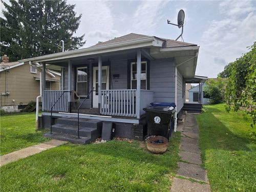 1106 Bechtel St, Monaca, PA, 15061-1612 | Card Image