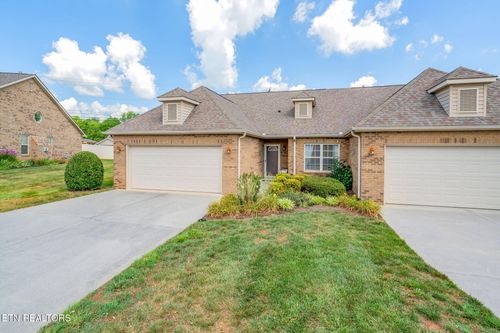 325 Glenview Cir, Lenoir City, TN, 37771-6875 | Card Image