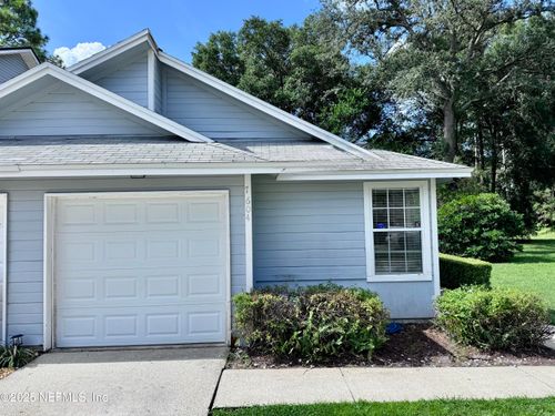 7604 Leafy Forest Way, Jacksonville, FL, 32277-9316 | Card Image