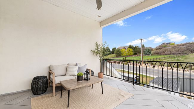 Balcony with a ceiling fan | Image 45