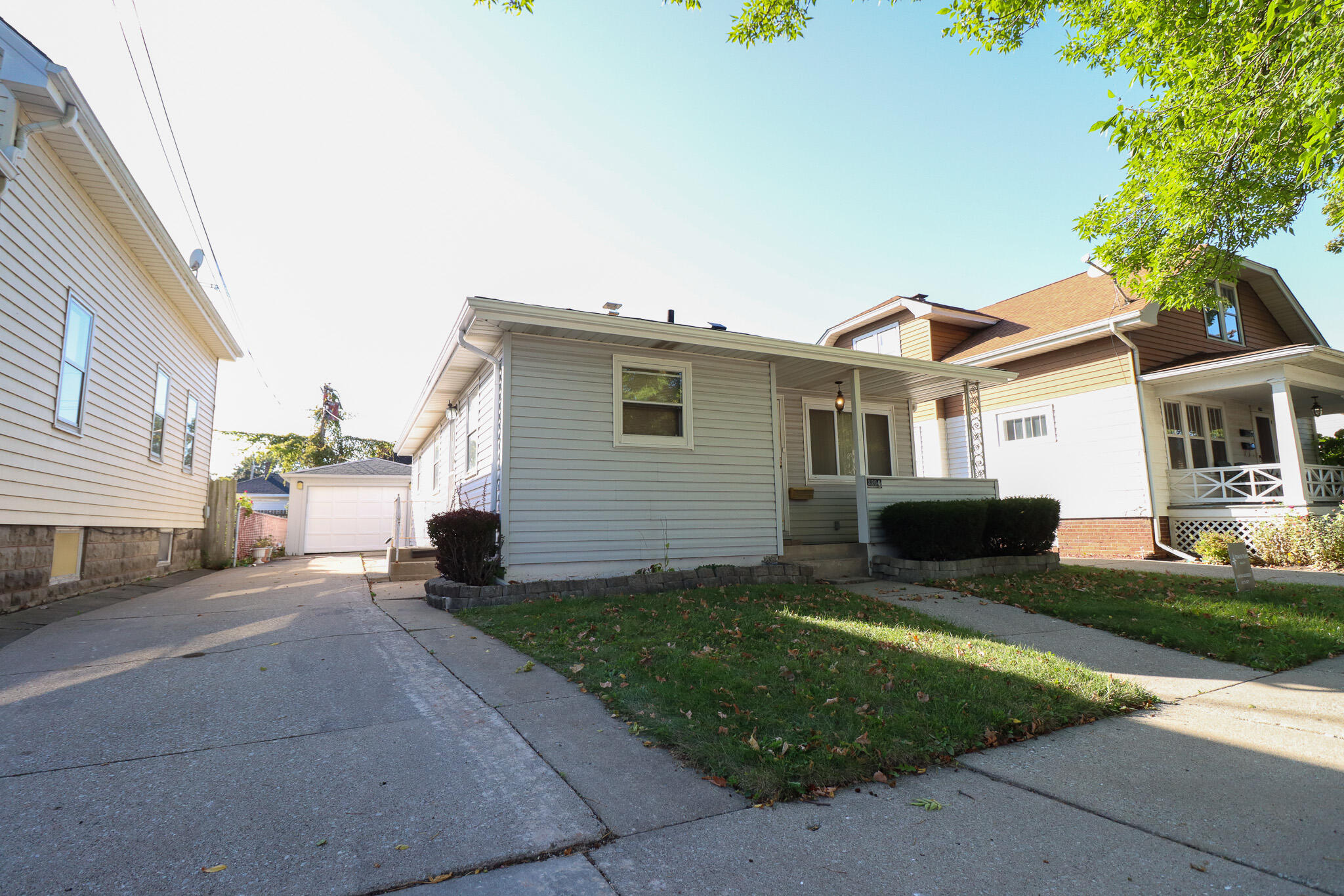 Blake Ave, Racine, WI 53404