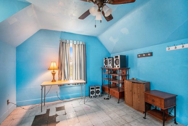 202 Maple St, House other with 3 bedrooms, 1 bathrooms and null parking in Three Oaks MI | Image 15