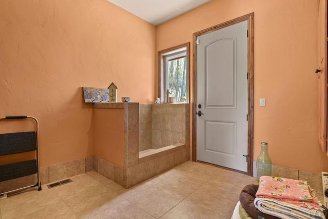 2017 County Road 1, House other with 5 bedrooms, 5 bathrooms and 4 parking in Cripple Creek CO | Image 18