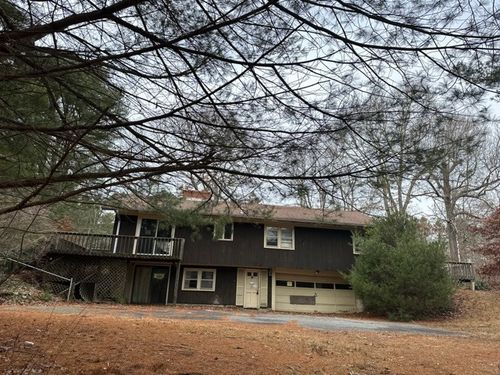 113 Crooked Ln, Lakeville, MA, 02347-1406 | Card Image