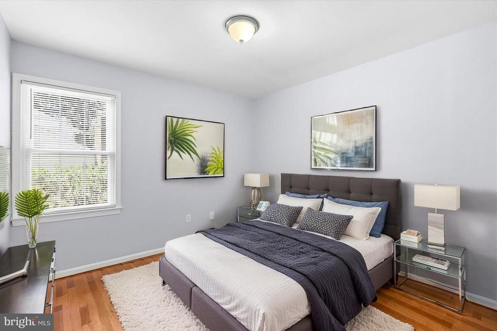 Residential in GAITHERSBURG 2