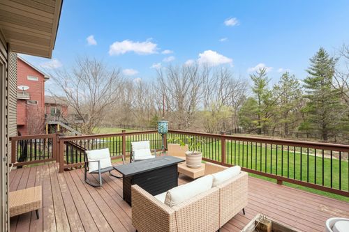 1892 Shannon Oaks Blvd Ne, Rochester, MN, 55906-7716 | Card Image