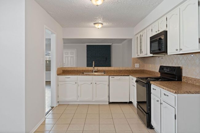 14138 Rosetta Dr, House other with 3 bedrooms, 2 bathrooms and 2 parking in Cypress TX | Image 15