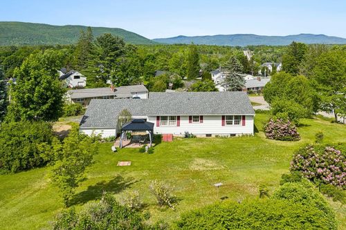 21 Chase Cir, Center Harbor, NH, 03226-3256 | Card Image