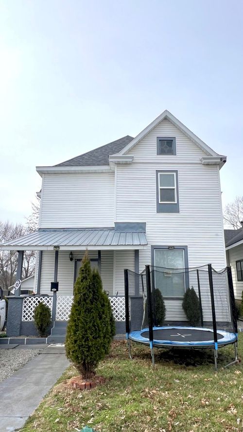 502 7th St, Monett, MO, 65708-2054 | Card Image