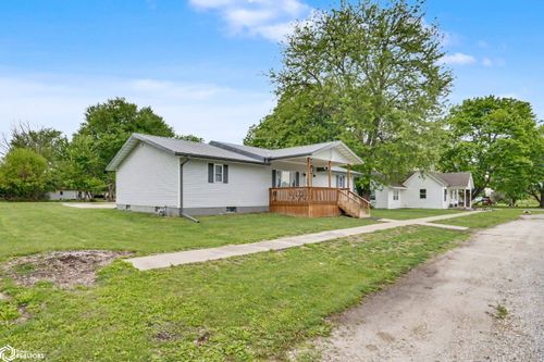 110 S Cooper St, Stronghurst, IL, 52601 | Card Image