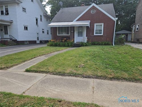 2127 Perth St, Toledo, OH, 43607-1328 | Card Image