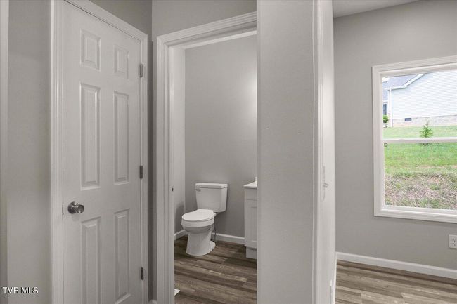 215 Brighton Pl, House other with 3 bedrooms, 3 bathrooms and null parking in Bristol TN | Image 30