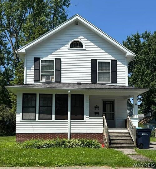 33 Manhattan Ave, Batavia, NY, 14020-2409 | Card Image