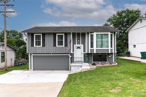 2662 Elm Dr, Arnold, MO, 63010-4132 | Card Image