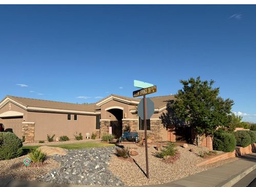 3404 E Willow Springs Dr, Washington, UT, 84780-1982 | Card Image
